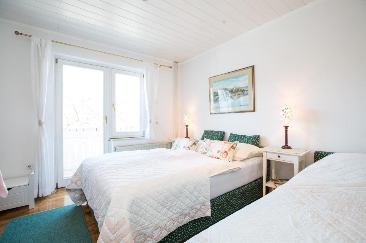 B&B Pletna A Double Lake-View Room Bled Bagian luar foto