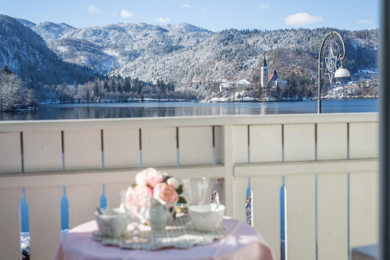 B&B Pletna A Double Lake-View Room Bled Bagian luar foto