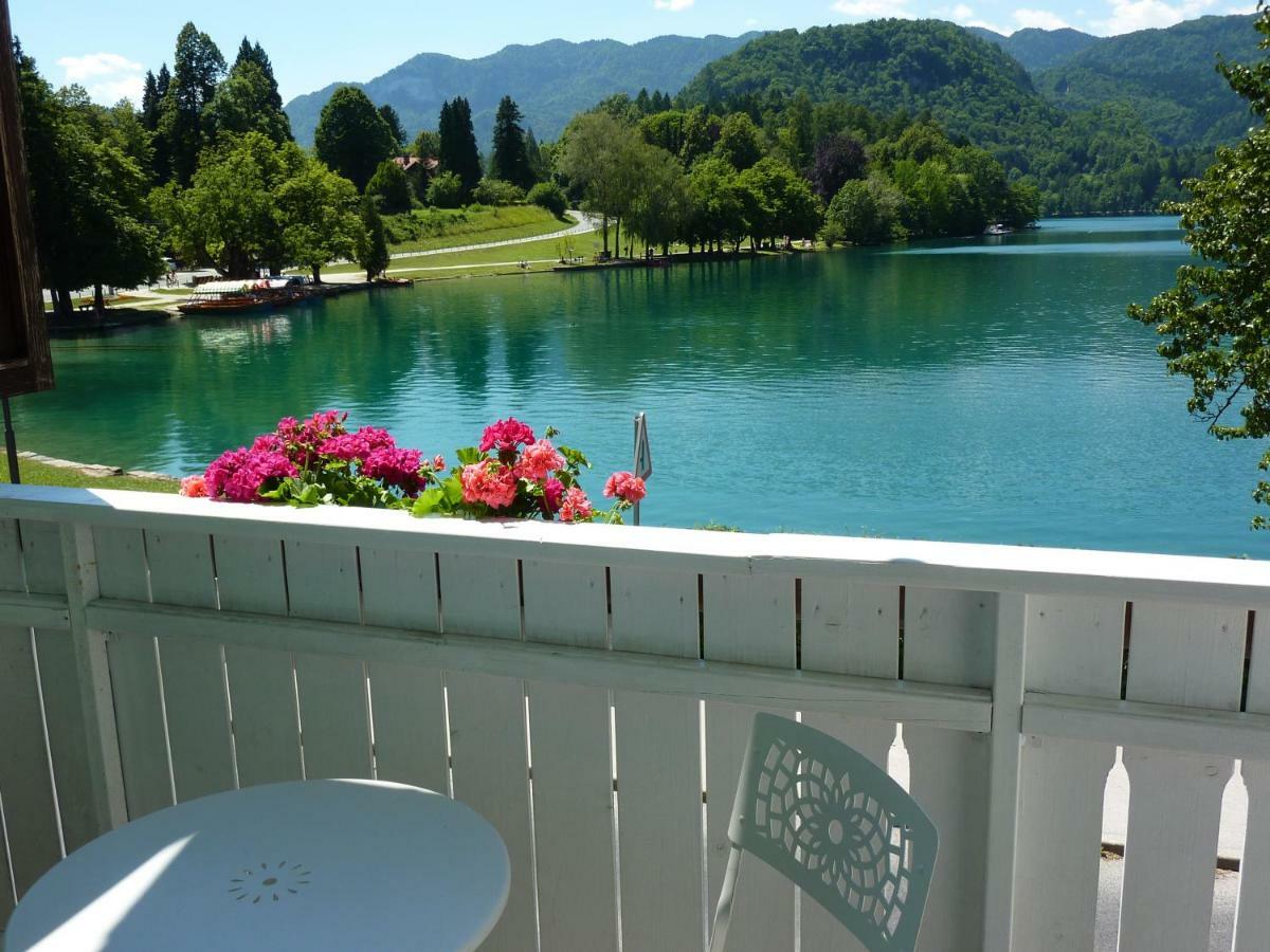 B&B Pletna A Double Lake-View Room Bled Bagian luar foto