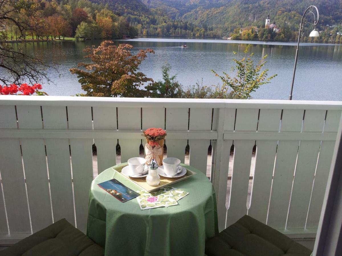 B&B Pletna A Double Lake-View Room Bled Bagian luar foto