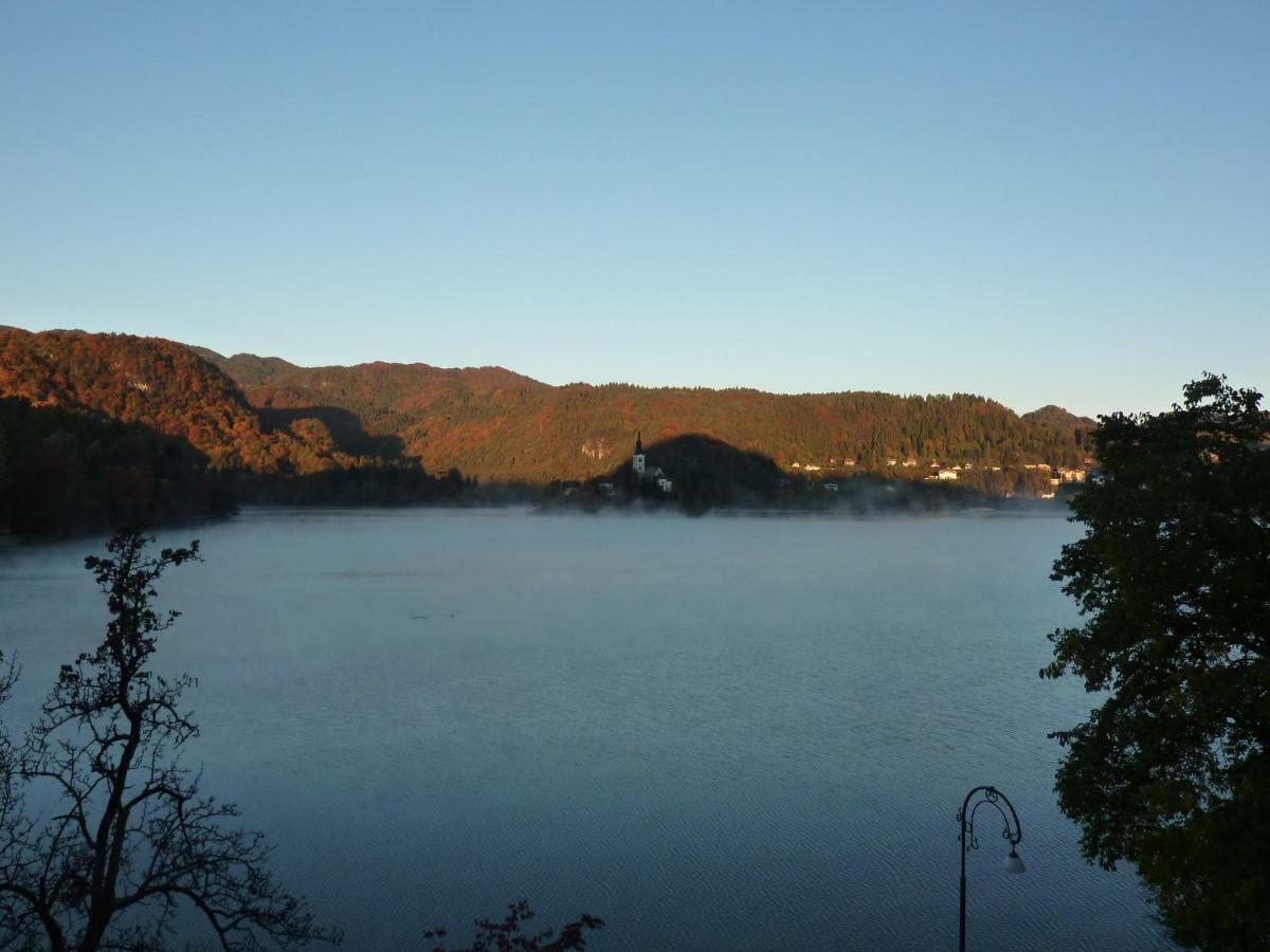 B&B Pletna A Double Lake-View Room Bled Bagian luar foto